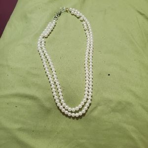 Double layer pearl necklace